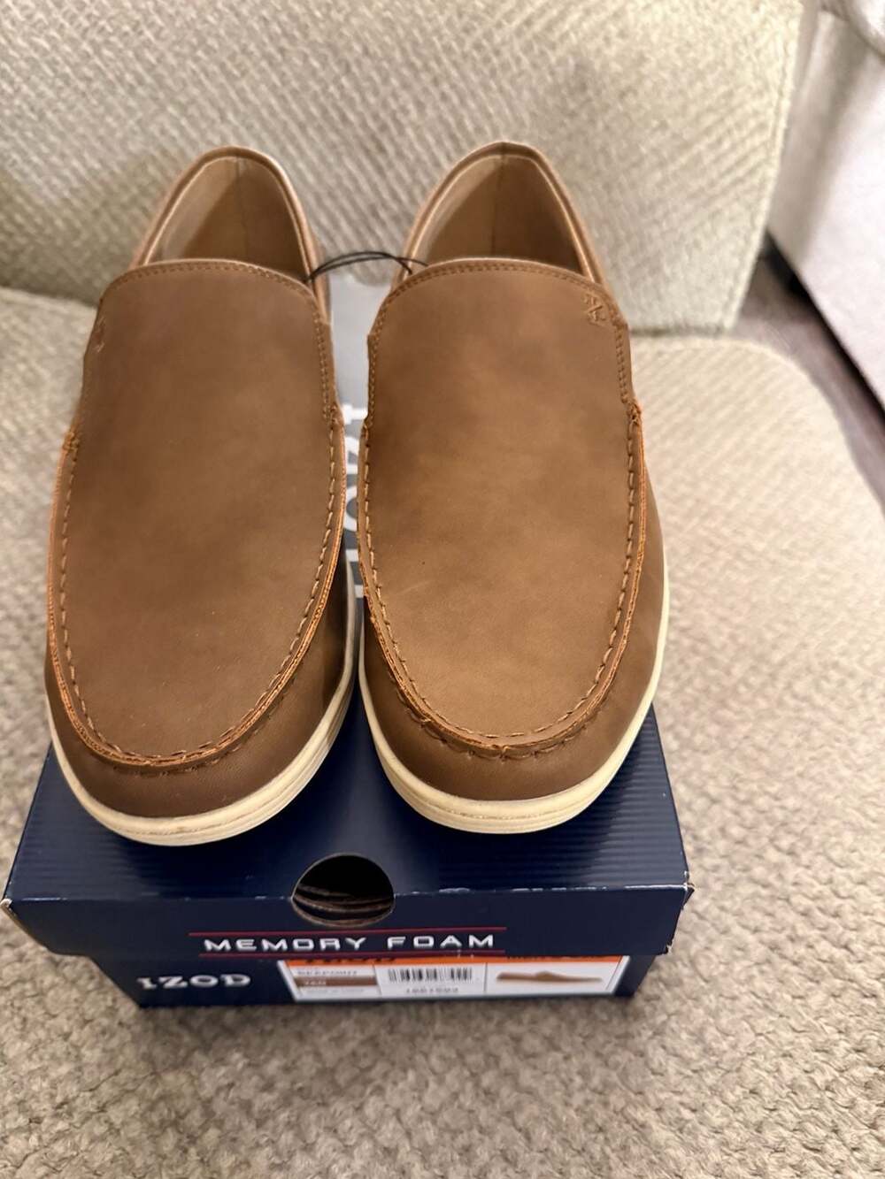 IZOD Men's Seapoint Memory Foam Tan Slip-On Loafer Size 10.5M